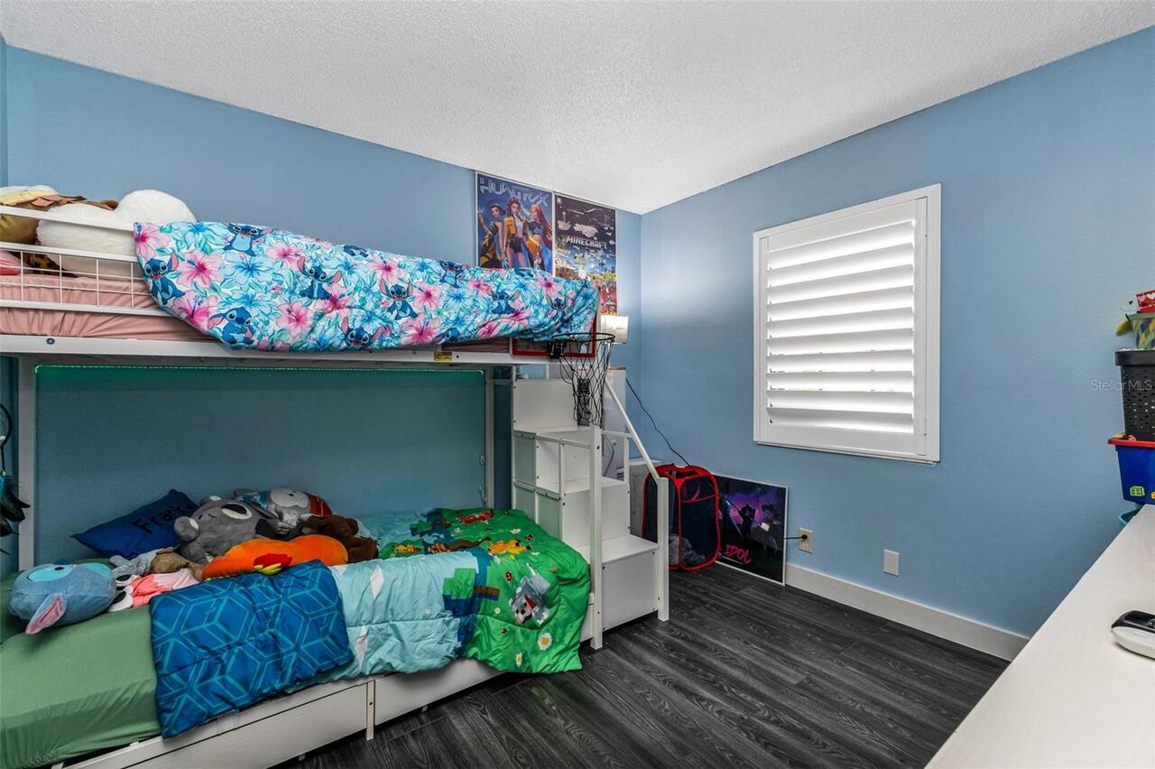 Listing Photo 14