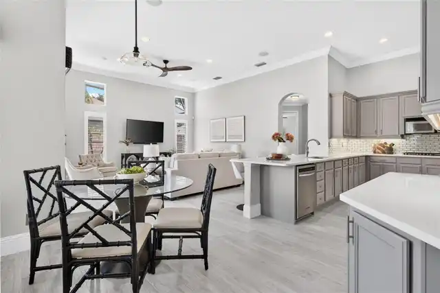 Listing Photo 18