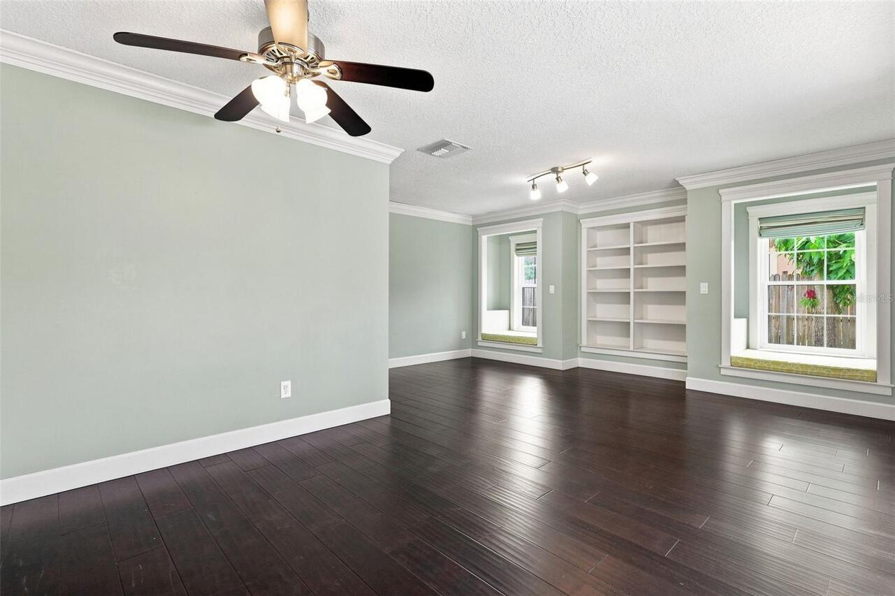Listing Photo 16