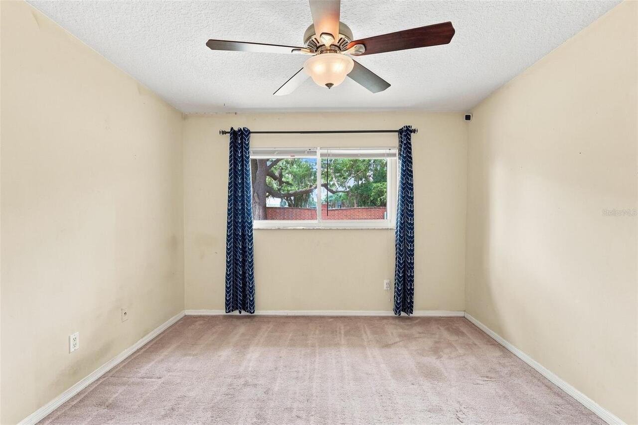 Listing Photo 33