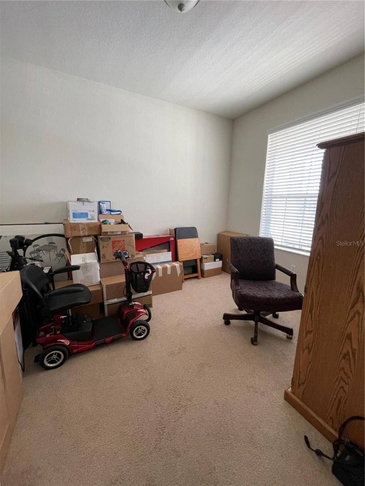 Listing Photo 12