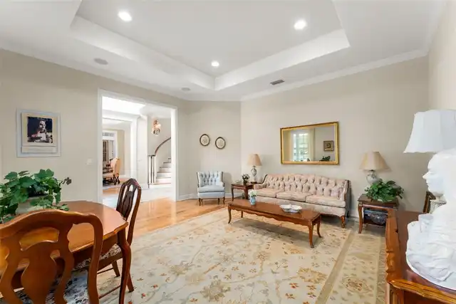 Listing Photo 15