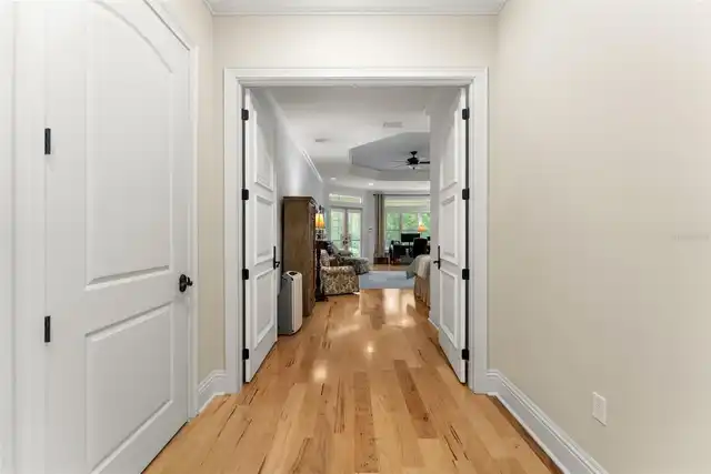Listing Photo 16