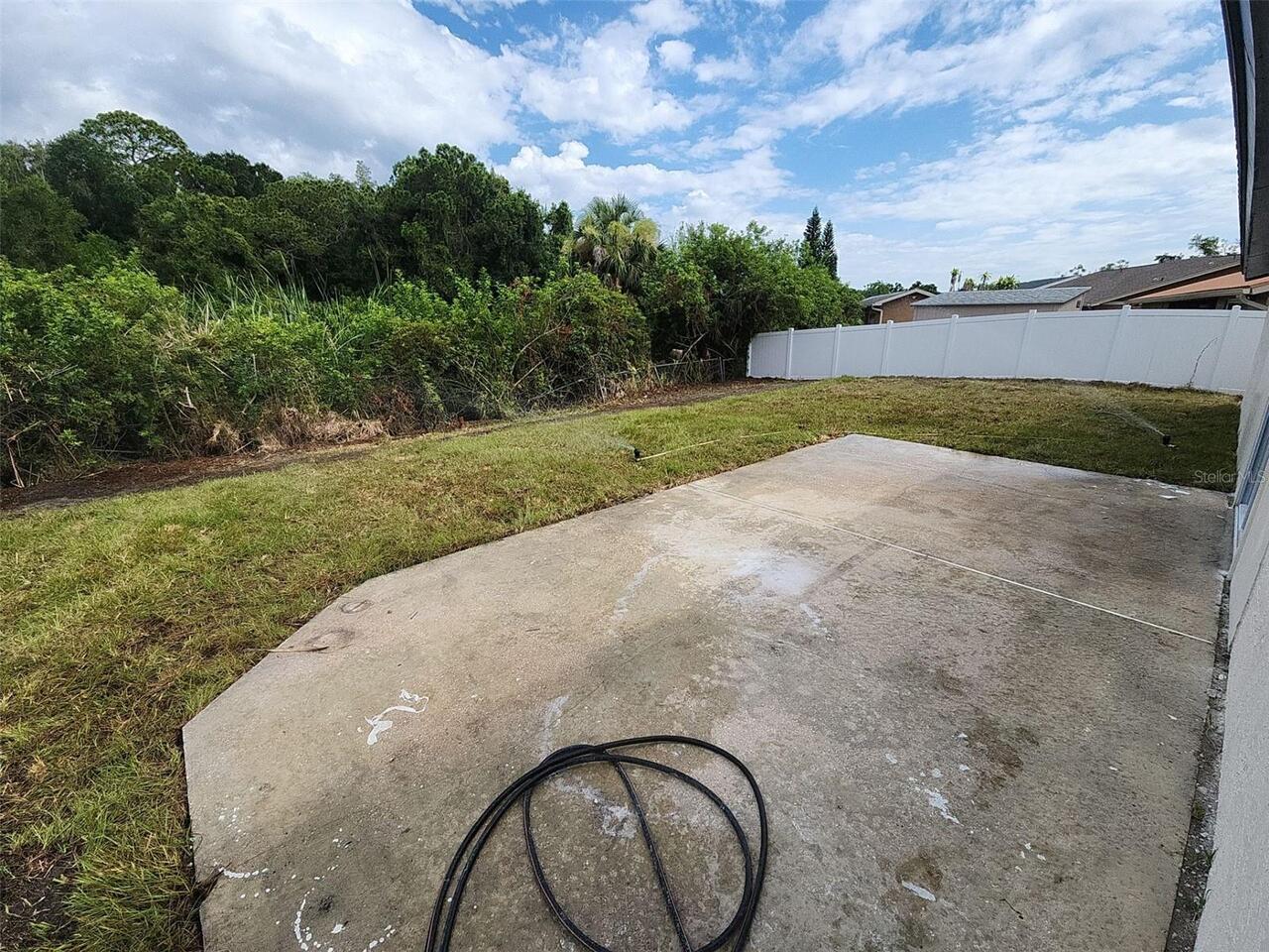 Listing Photo 9