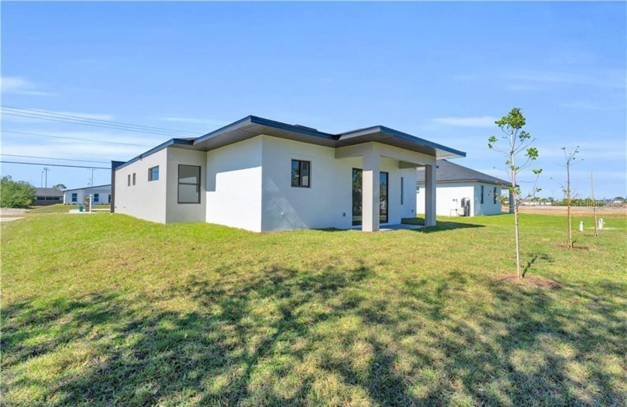 Listing Photo 25