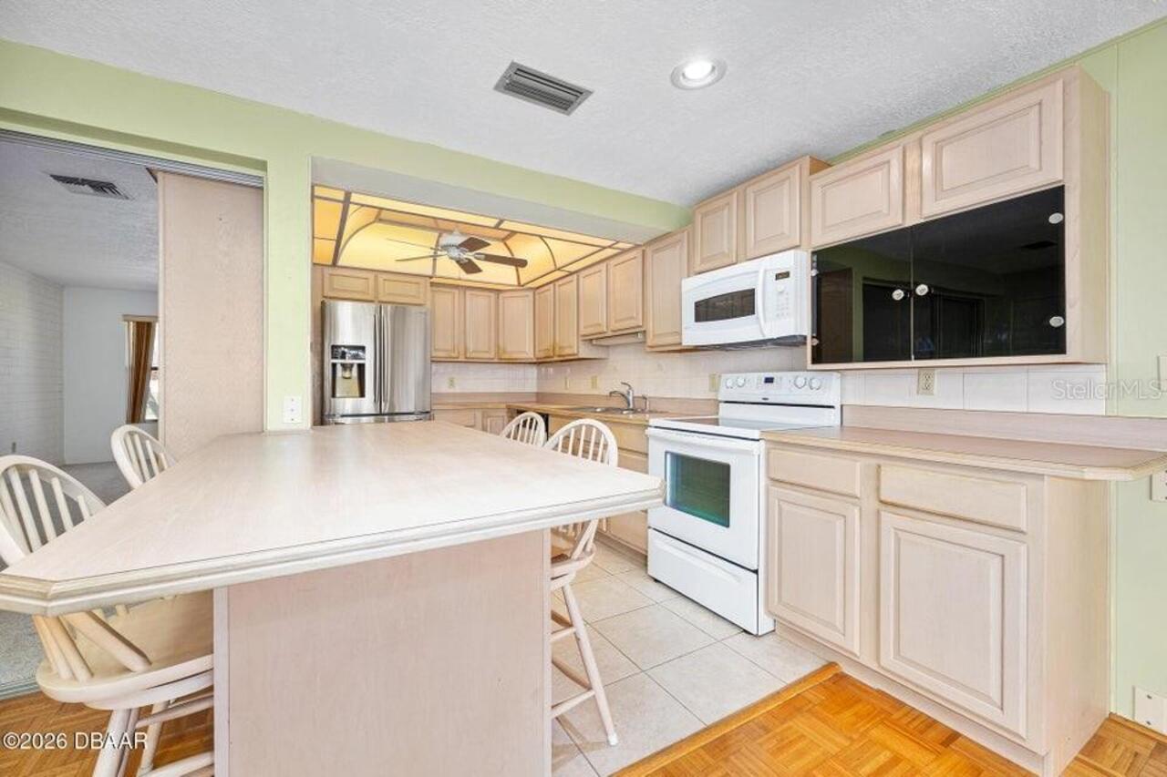 Listing Photo 15