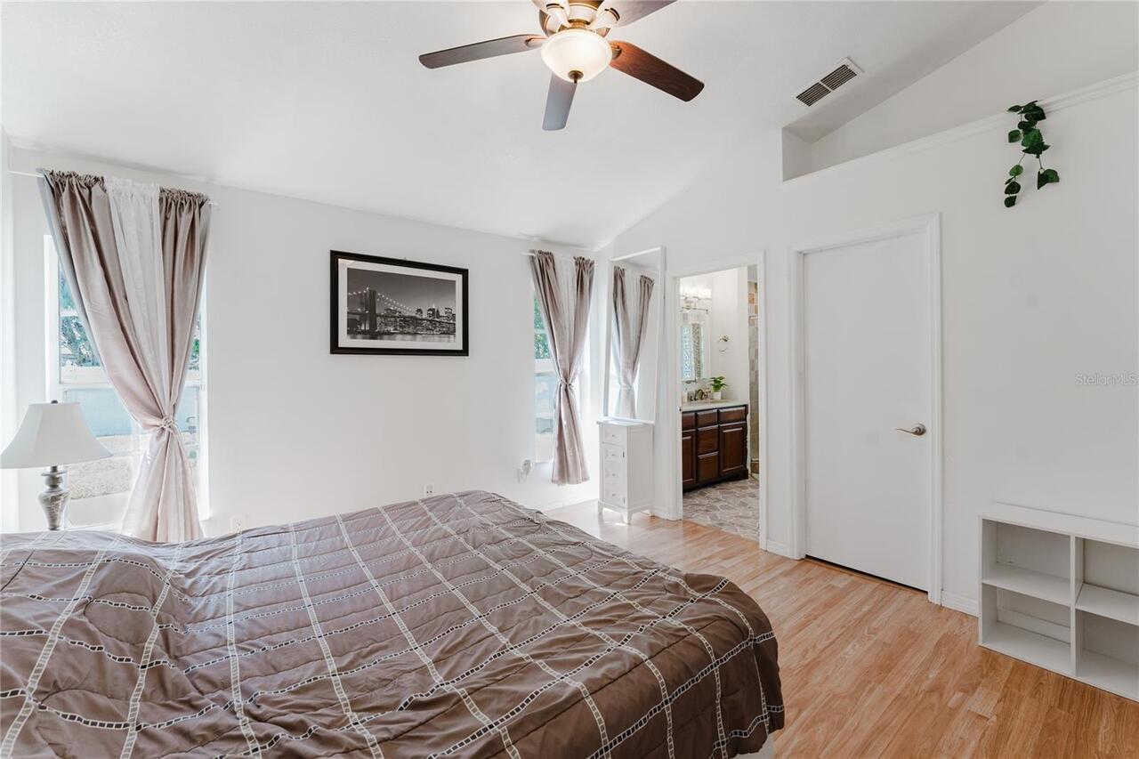 Listing Photo 23