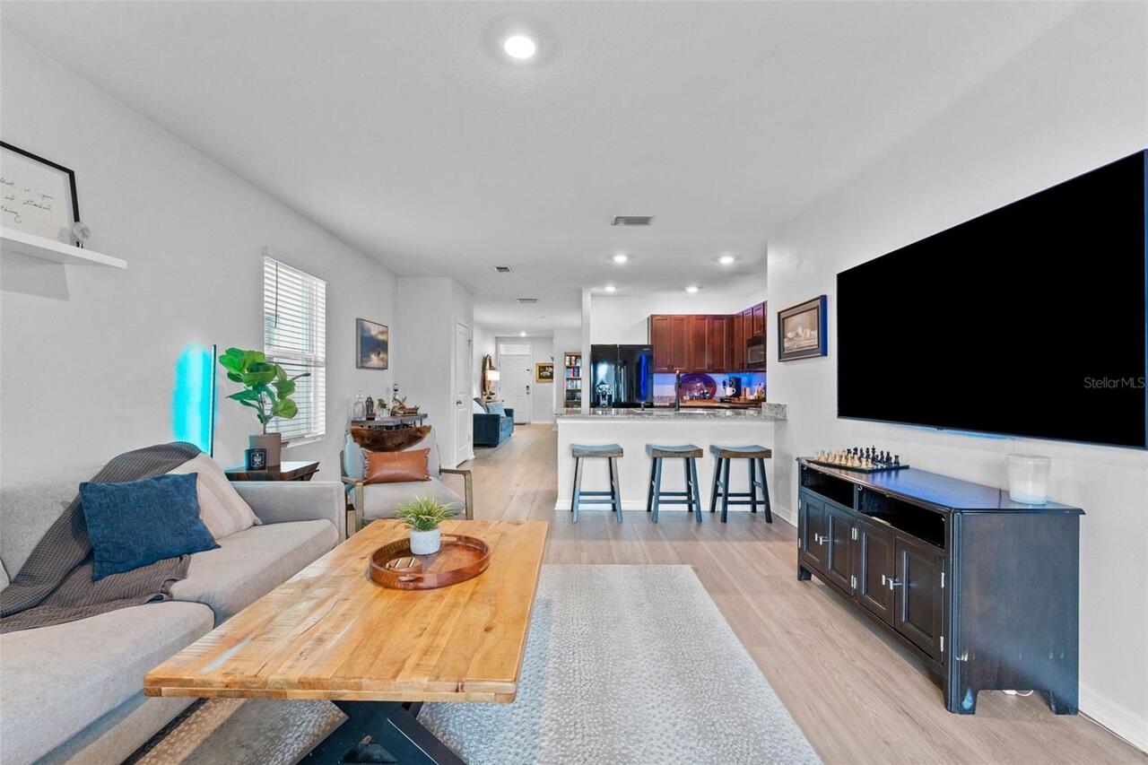 Listing Photo 12