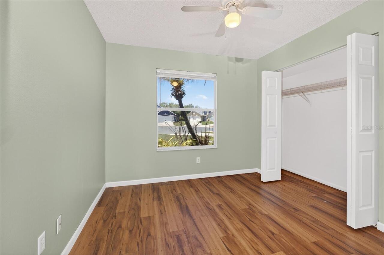 Listing Photo 8