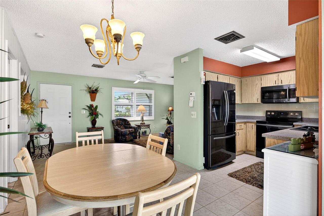 Listing Photo 7