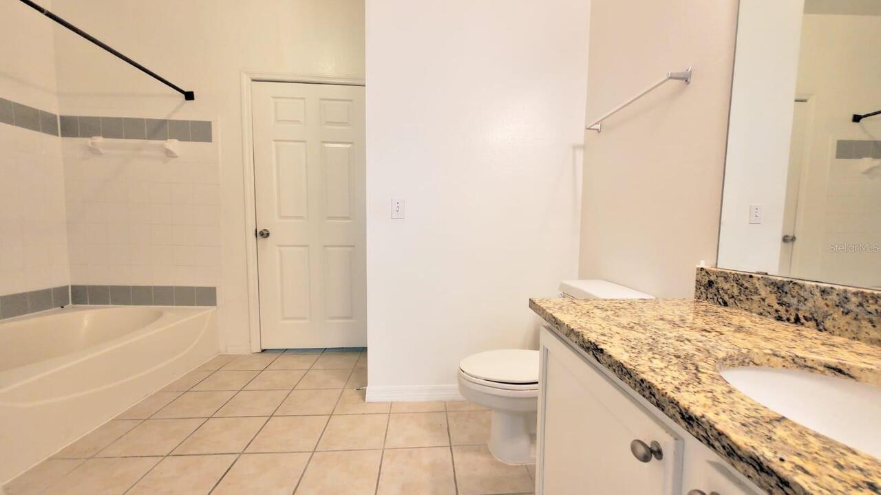 Listing Photo 12