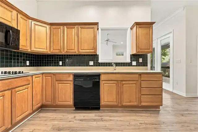 Listing Photo 21