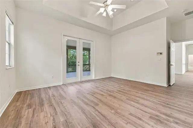 Listing Photo 33
