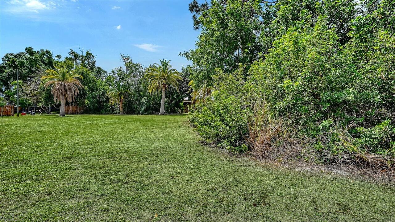 Listing Photo 24