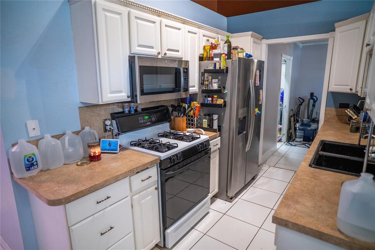 Listing Photo 8
