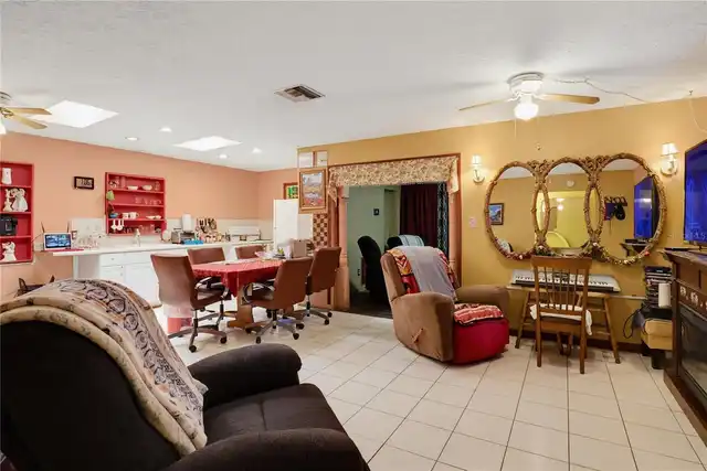 Listing Photo 15