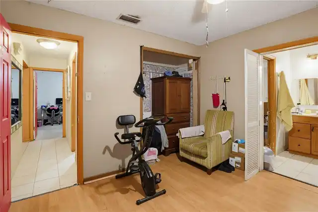 Listing Photo 19
