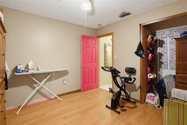 Listing Photo 20