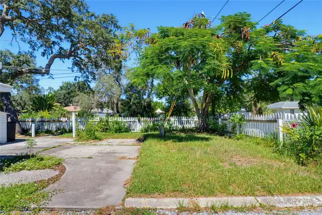 Listing Photo 36