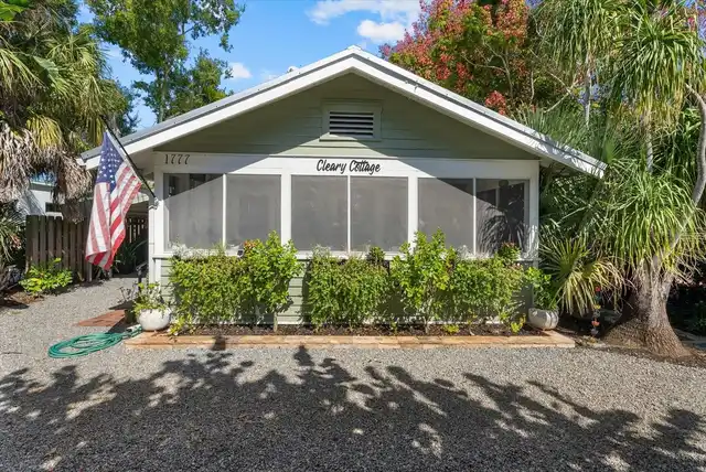 Sarasota Real Estate
