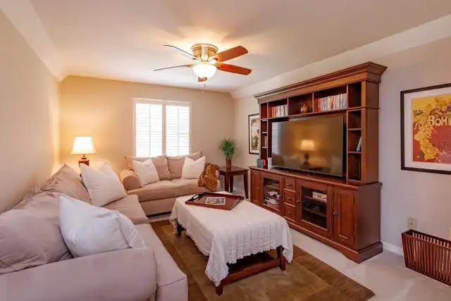 Listing Photo 32