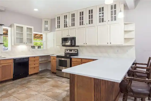Listing Photo 16