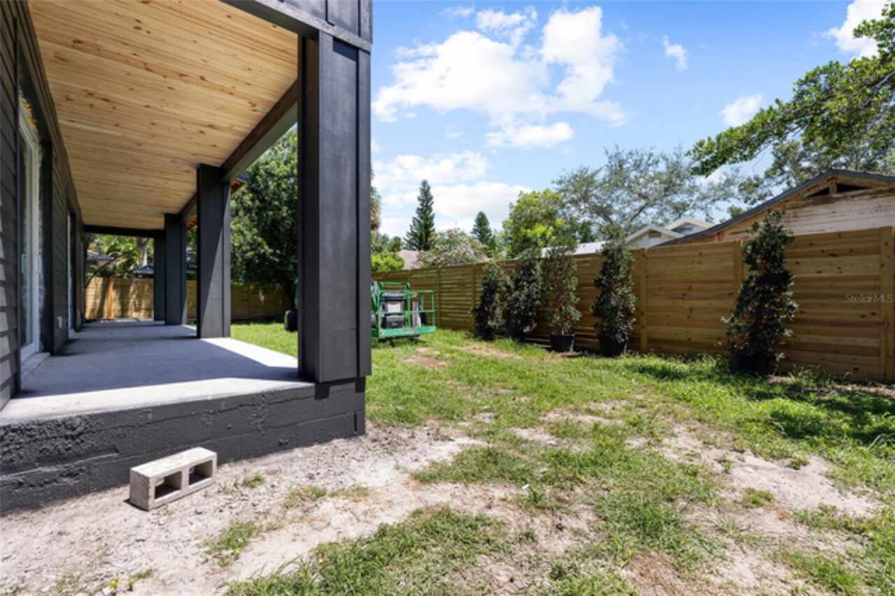 Listing Photo 19