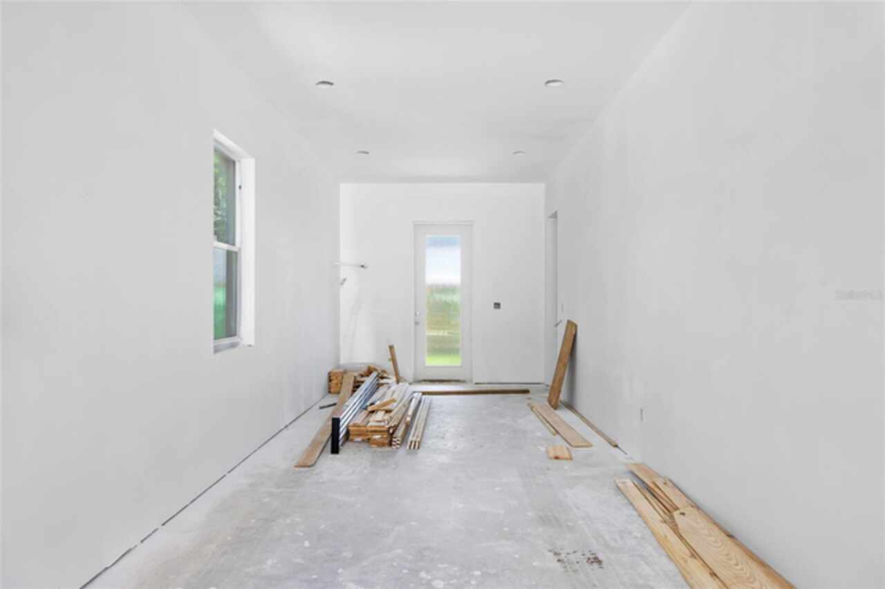 Listing Photo 23
