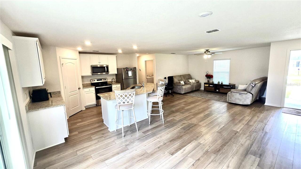 Listing Photo 7