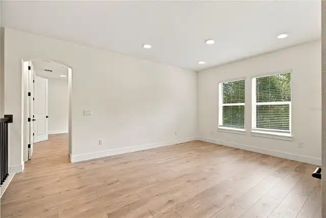Listing Photo 21