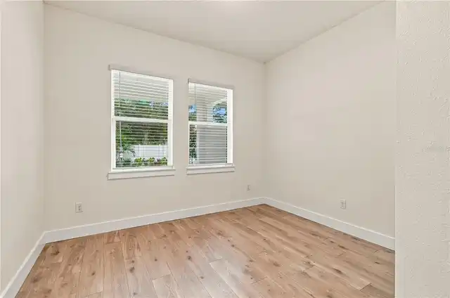 Listing Photo 34