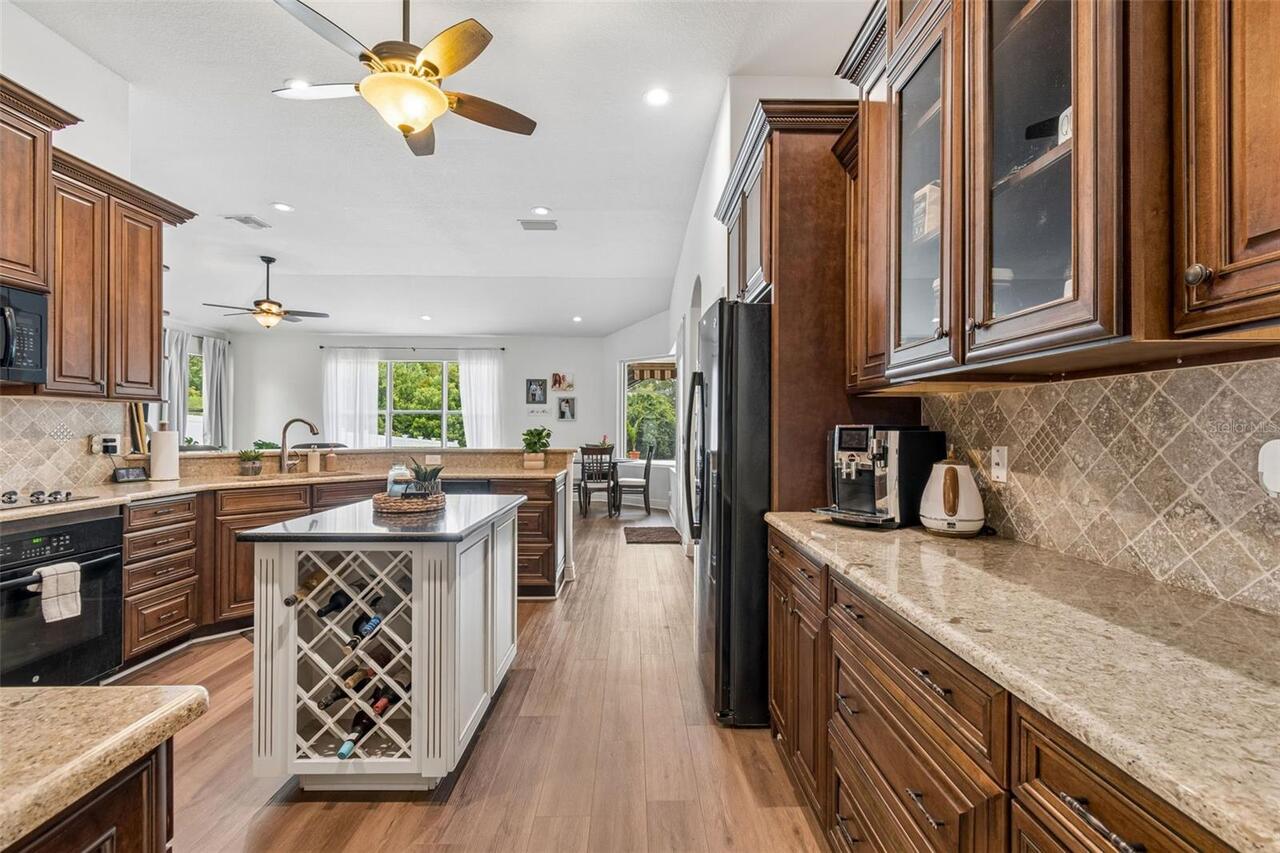 Listing Photo 19