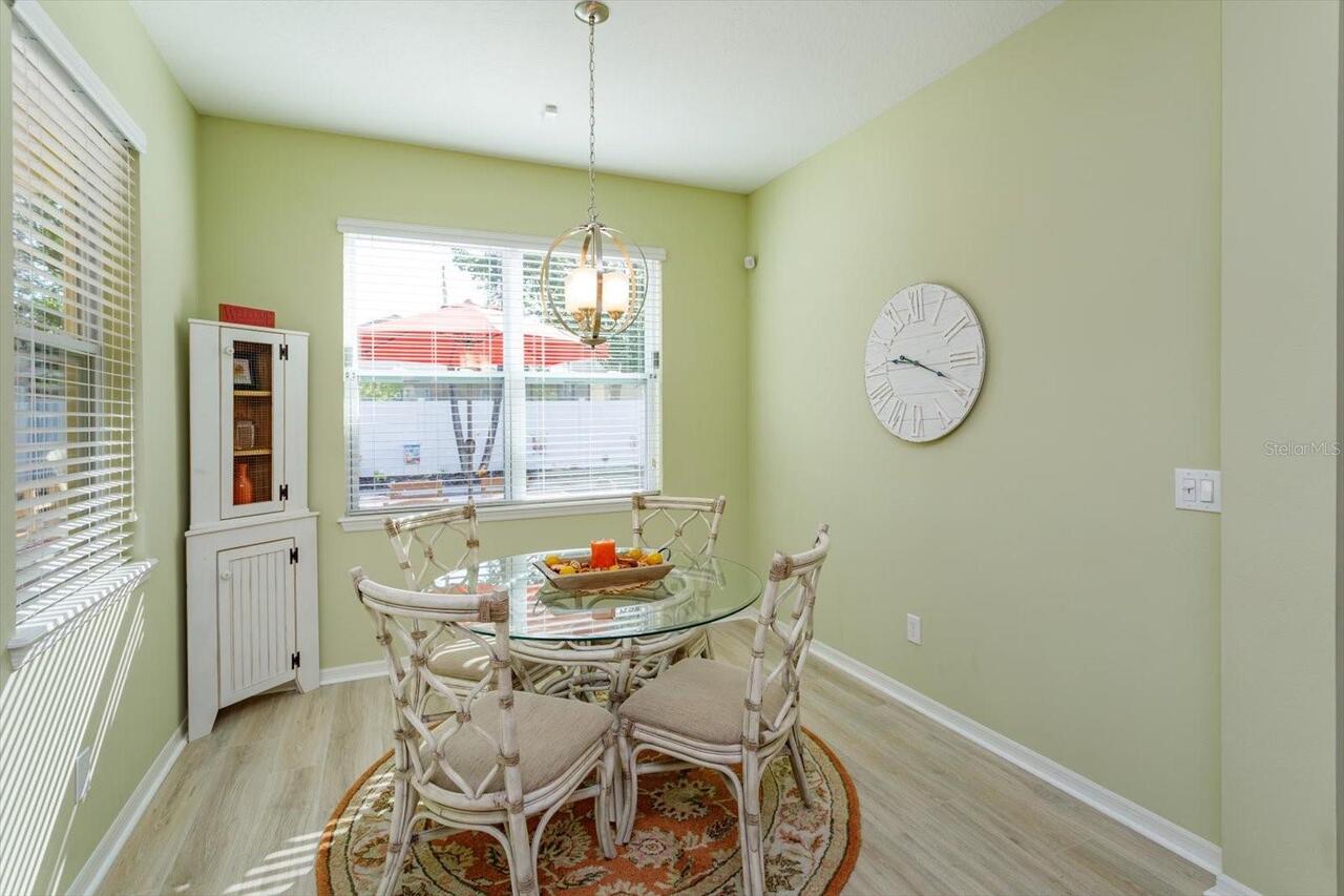 Listing Photo 14
