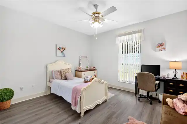 Listing Photo 23