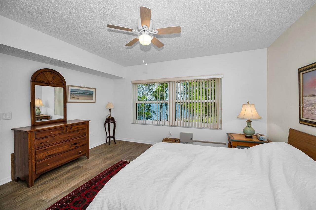 Listing Photo 34