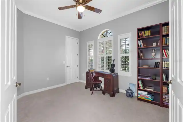 Listing Photo 15