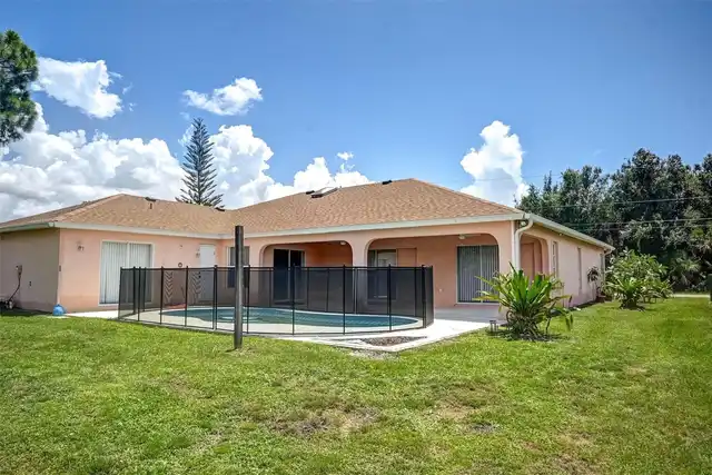 Listing Photo 37