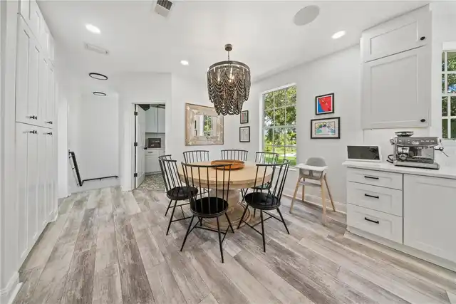 Listing Photo 17