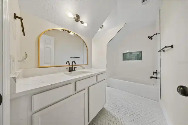 Listing Photo 43