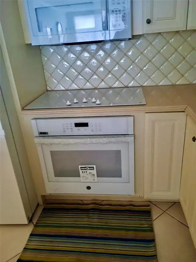 Listing Photo 9