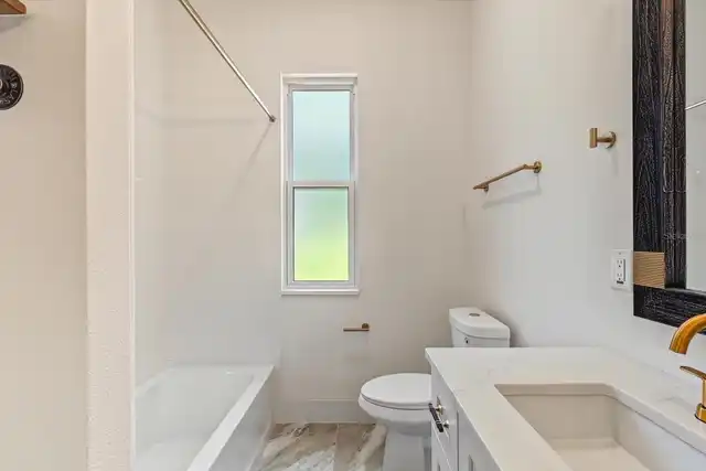 Listing Photo 32