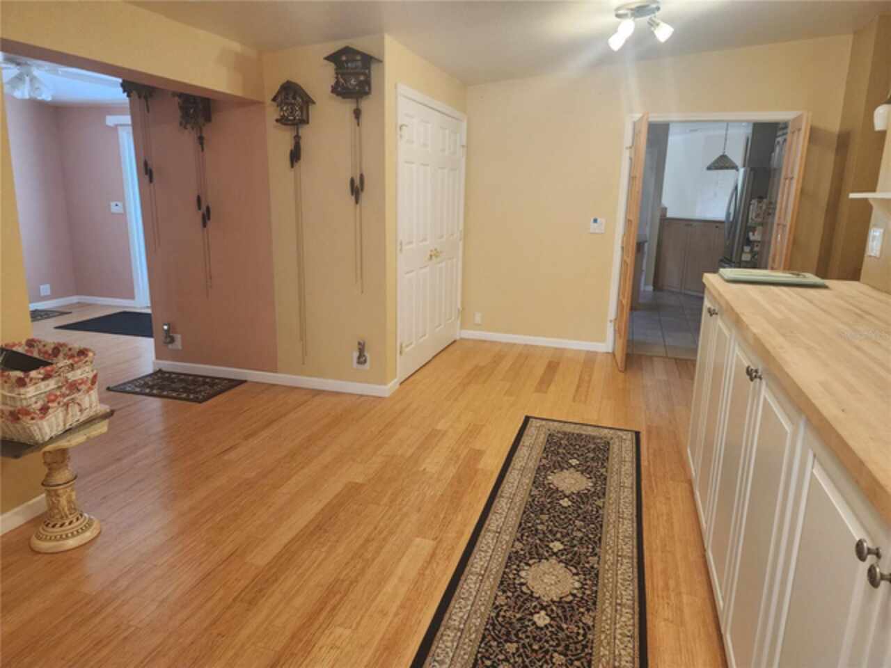 Listing Photo 10