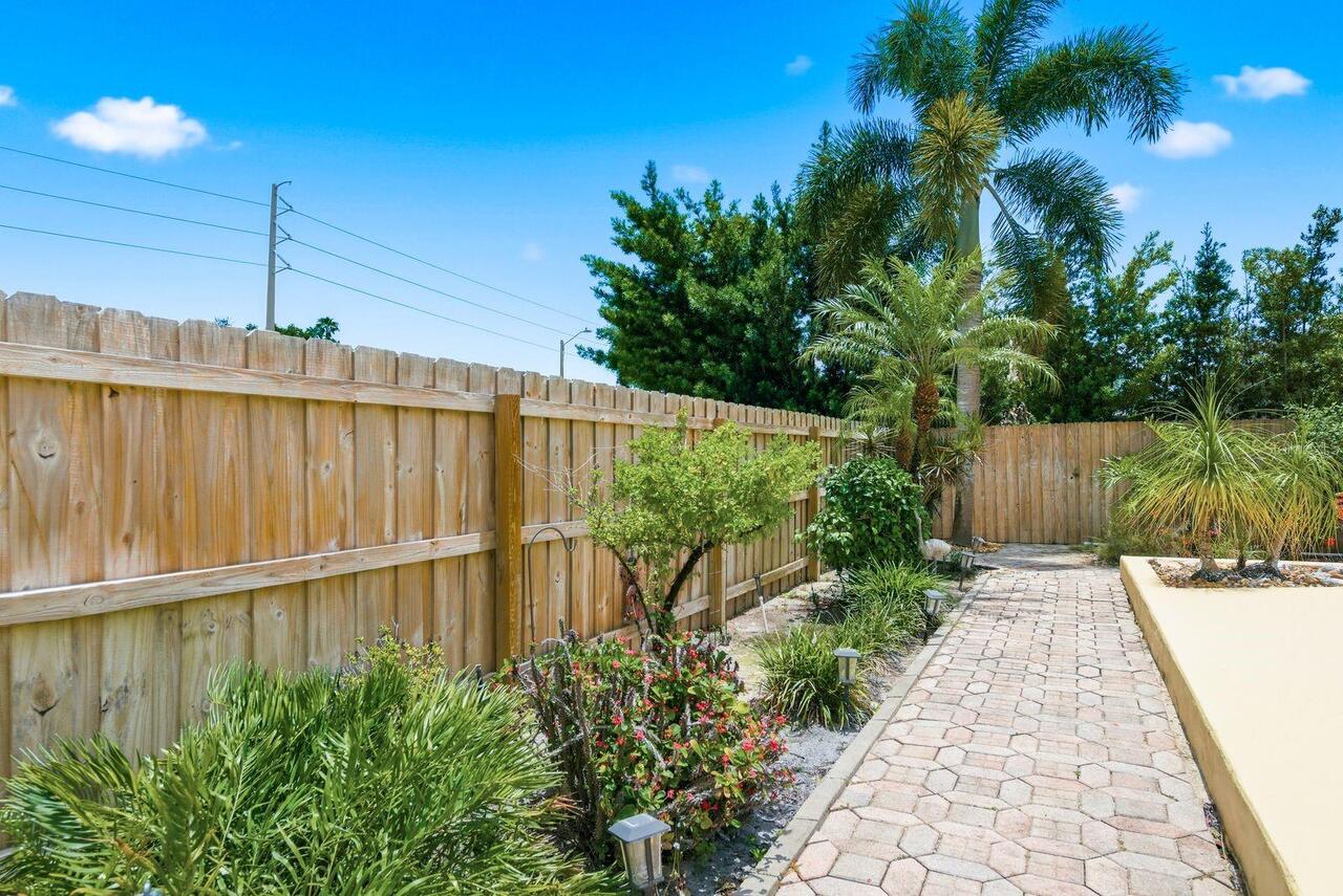 Listing Photo 44