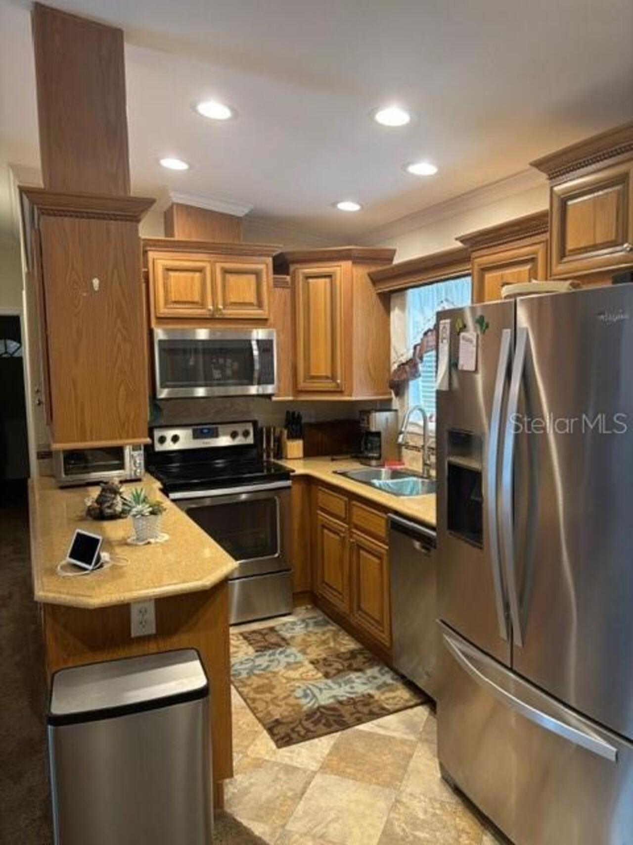 Listing Photo 6
