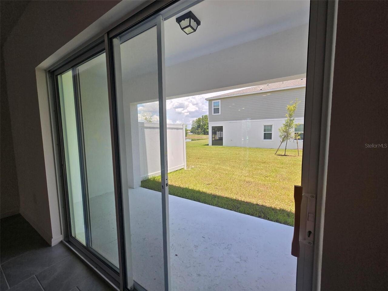Listing Photo 8