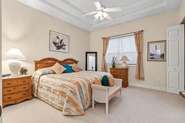 Listing Photo 17