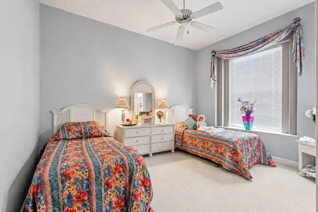 Listing Photo 18