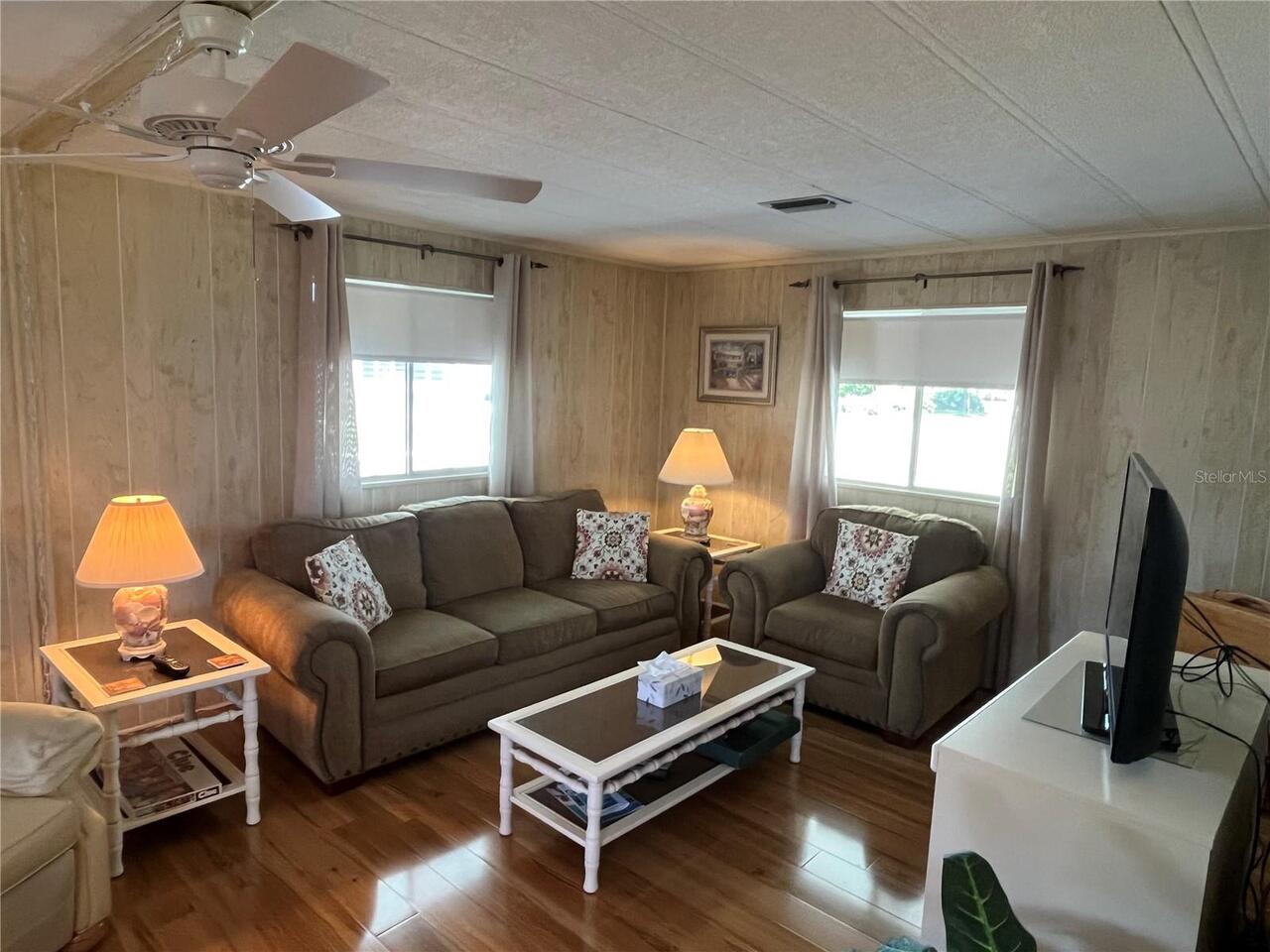 Listing Photo 9
