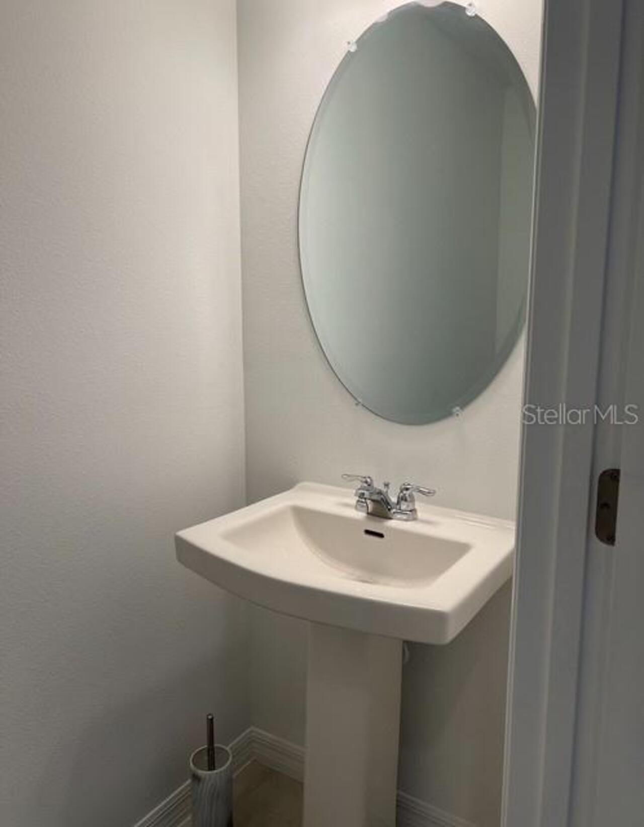 Listing Photo 10