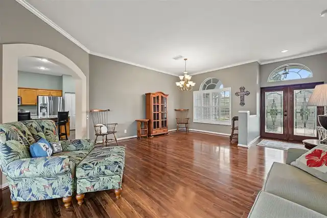 Listing Photo 7